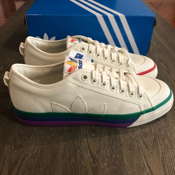 adidas original nizza pride